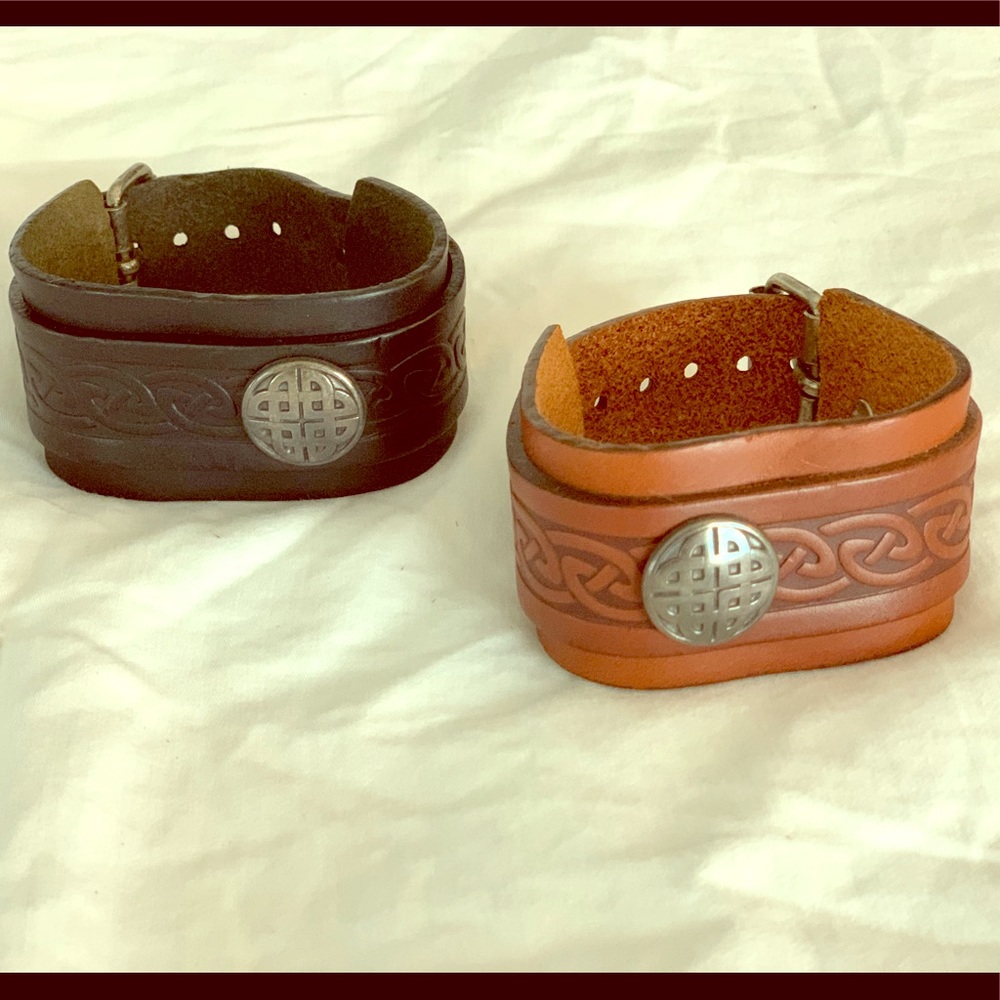 Celtic Knot • Unisex Bracelets • Black Brown